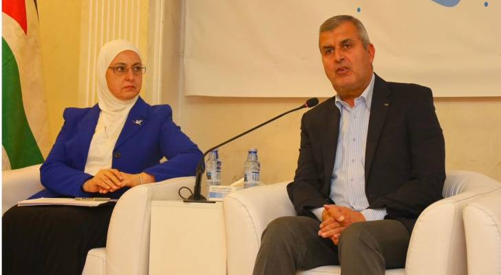 وزير الطاقة والثروة المعدنية الدكتور صالح الخرابشة خلال رعايته حوارية نظمتها لجنة الطاقة النقابية في نقابة المهندسين الأردنيين