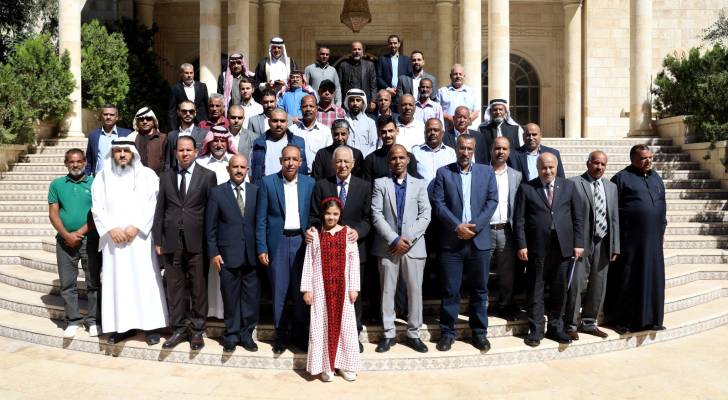العيسوي يلتقي وفدا من وجهاء وأبناء عشائر الجبور