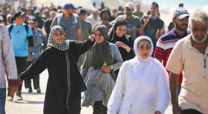 أهالي قطاع غزة بعدد إعلان وقف إطلاق النار