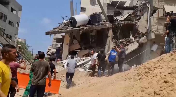 مشهد من الدمار الذي خلفته ضربات المدفعية الاسرائيلية في احدى مناطق غزة.. ارشيفية
