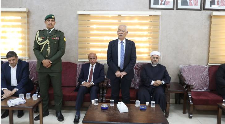 رئيس الديوان الملكي يوسف العيسوي