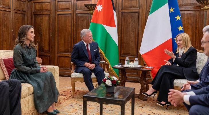 الملك عبدالله الثاني يلتقي رئيسة وزراء إيطاليا بحضور الملكة رانيا