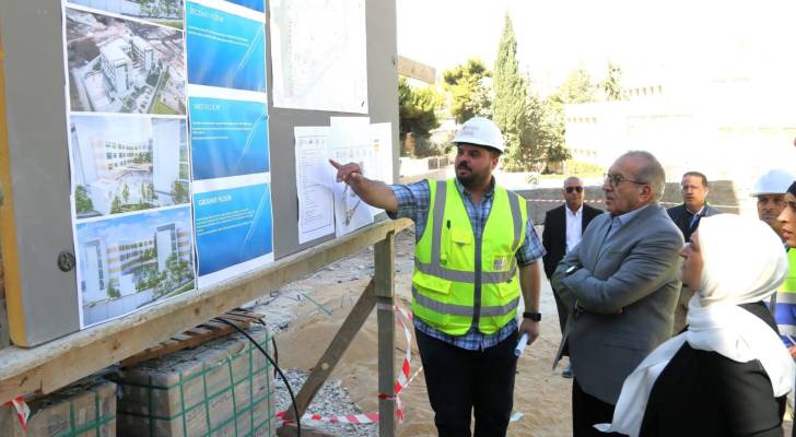 الجولة التفقدية لوزير الأشغال العامة والإسكان على بعض المشاريع في العاصمة