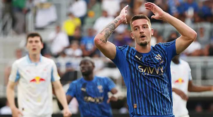 الهلال يمدد هيمنته.. راتب ضخم يقرب سافيتش من البقاء حتى 2028