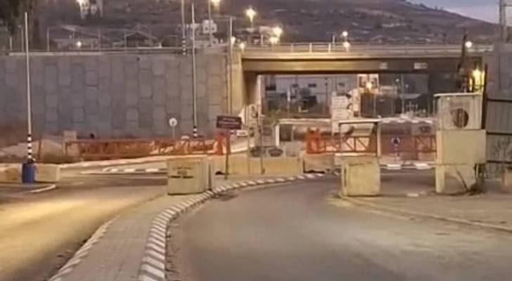 إغلاقات مداخل بلدات جنوب نابلس