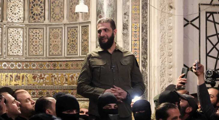 الرئيس السوري أحمد الشرع من أحد مساجد دمشق