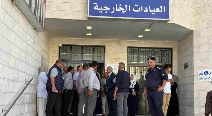 خلال زيارة وزير الصحة الدكتور ابراهيم البدور الى مستشفى الكرك