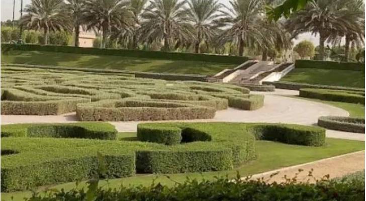 جدل حديقة العامرات في عُمان: "طقوس دخيلة" أم "تنوع ثقافي"؟