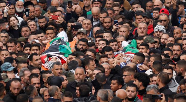 شهيدان برصاص الاحتلال ومستوطن في نابلس والخليل