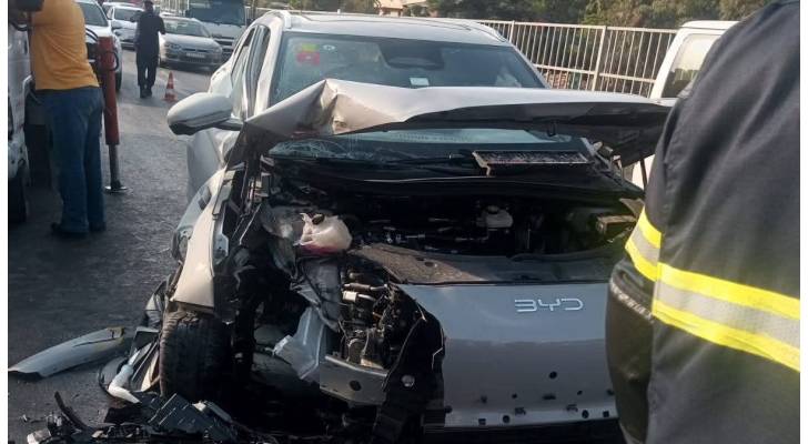 تصادم وقع بين مركبتين على الطريق المؤدي إلى جرش