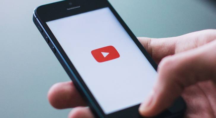 يوتيوب يحذف أكثر من 700 مقطع فيديو يوثق "جرائم حرب الاحتلال" في فلسطين