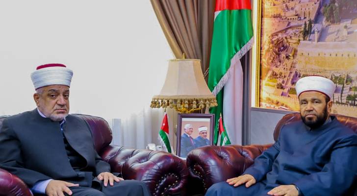 وزير الأوقاف والشؤون والمقدسات الإسلامية الدكتور محمد الخلايلة و وزير الأوقاف الفلسطيني محمد نجم