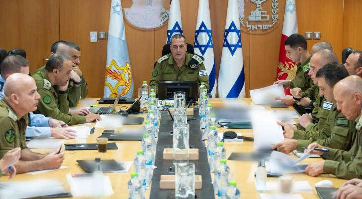 اجتماع رئيس أركان جيش الاحتلال مع قيادات الجيش-أرشيف