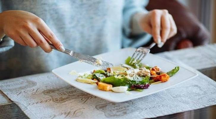 تناول الطعام - تعبيرية