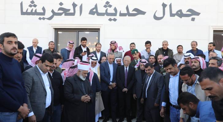 لعيسوي يشارك في تشييع جثمان الوزير والعين والنائب الأسبق جمال حديثه الخريشا