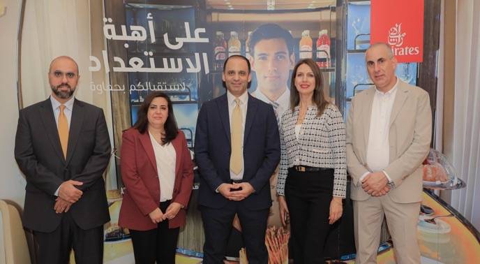 "طيران الإمارات" حفل عشاء في مدينة رام الل