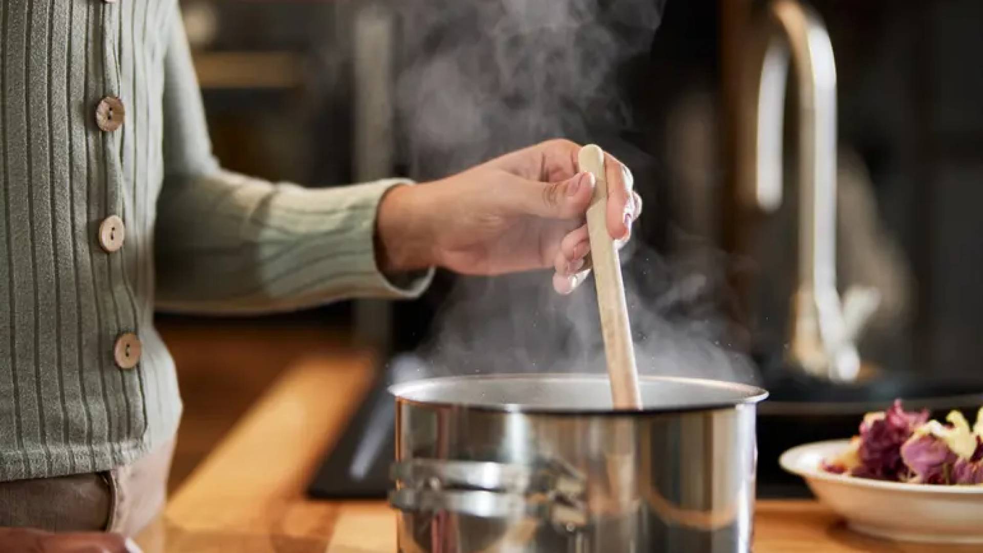 5 أنواع حساء مثالية لتحسين مستوى السكر في الدم