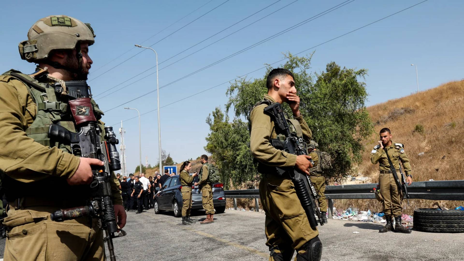 عملية طعن في "عطيرت" قضاء رام الله: إصابة مستوطنين اثنين واستشهاد المنفذ