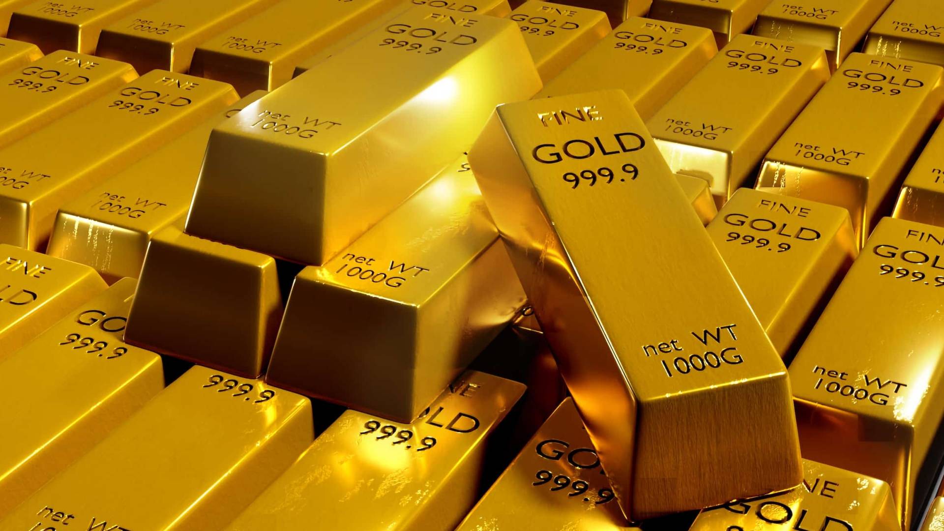 الذهب يلتقط أنفاسه والنفط يقاوم ضغوط الهبوط وسط ترقب للمسار القادم