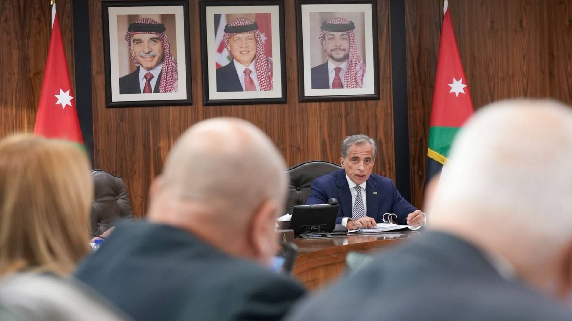 رئيس الوزراء يهنئ "النشامى" بالفوز على الإمارات في كأس العرب