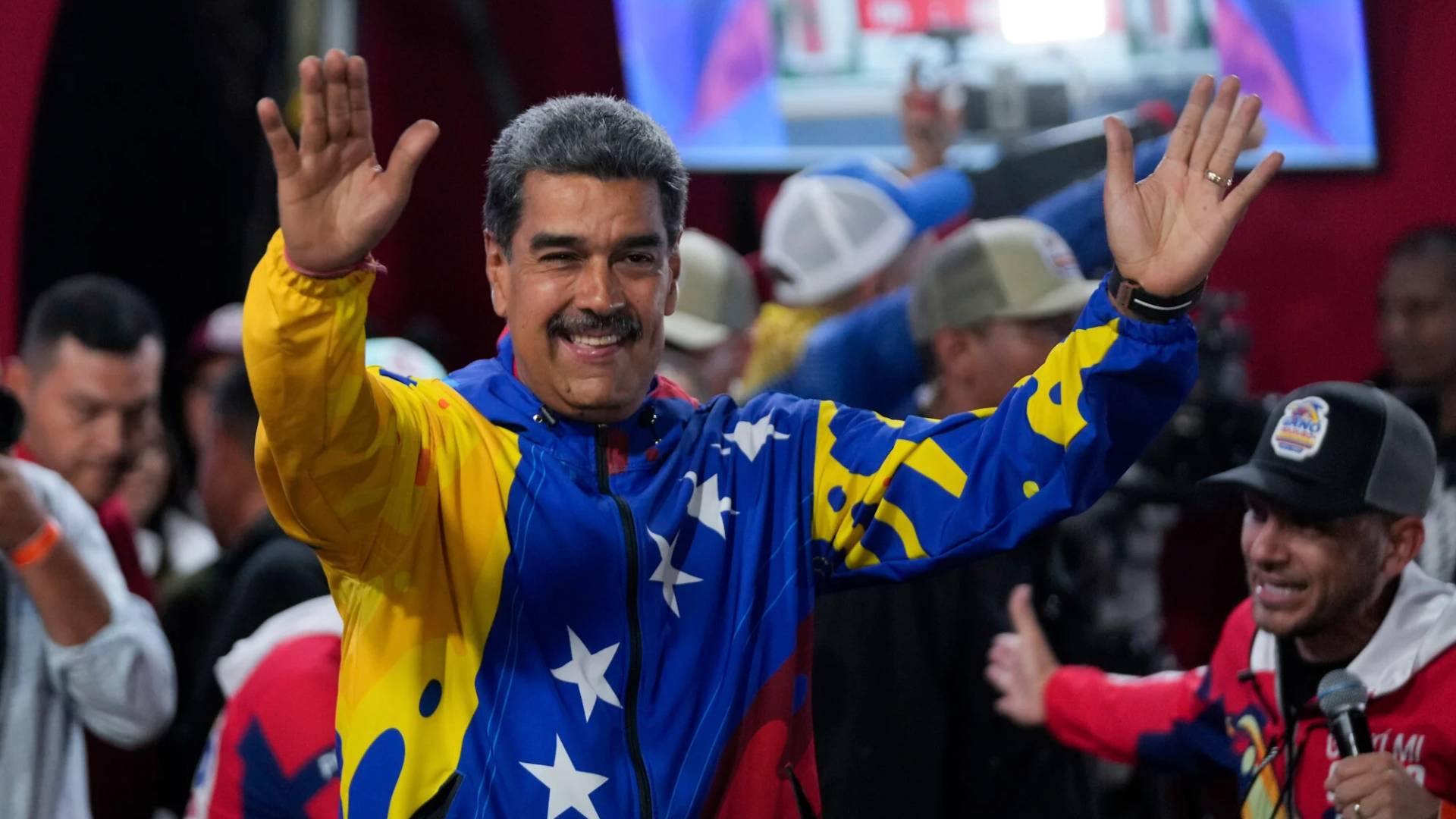 مصادر فنزويلية: مادورو يشدد إجراءات الأمن الشخصي ويغير أماكن نومه خوفا من ضربة أمريكية