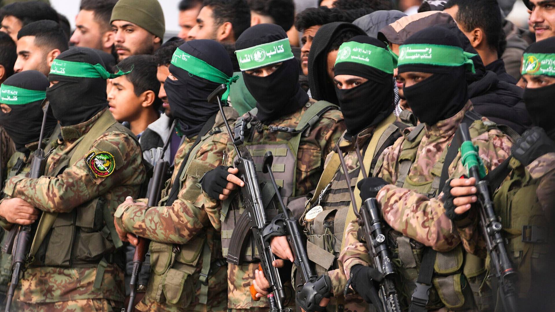 حماس تتهم "إسرائيل" بمواصلة المجازر وتطالب الوسطاء بالضغط لفتح معبر رفح