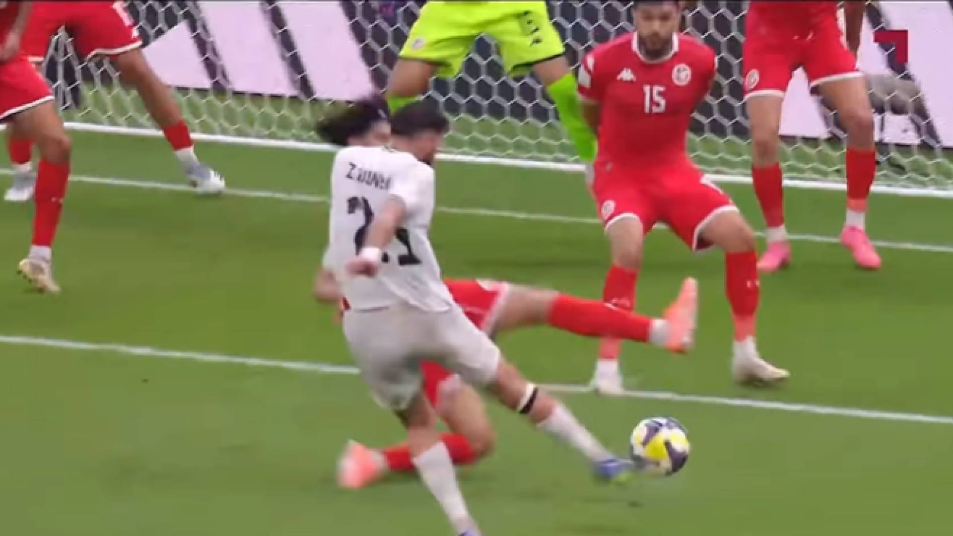 "هاتريك كوبري" في الهدف الثاني لفلسطين في مرمى تونس يشعل منصات التواصل الاجتماعي - فيديو