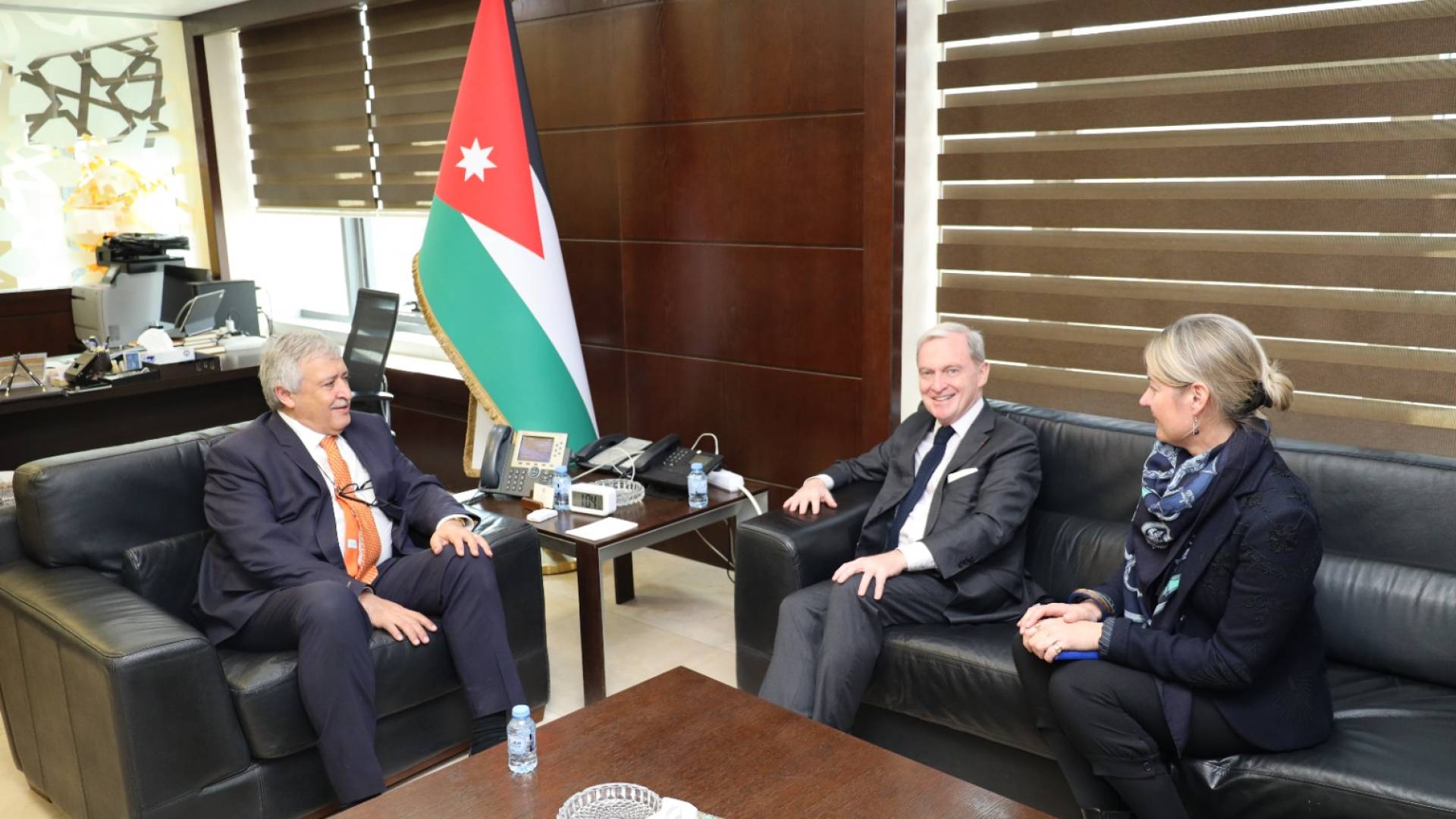 الأردن وفرنسا يناقشان فرص تطوير مشاريع النقل ودعم التنمية الاقتصادية