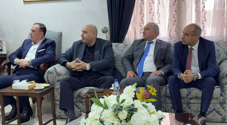 أعضاء من مجلس النواب