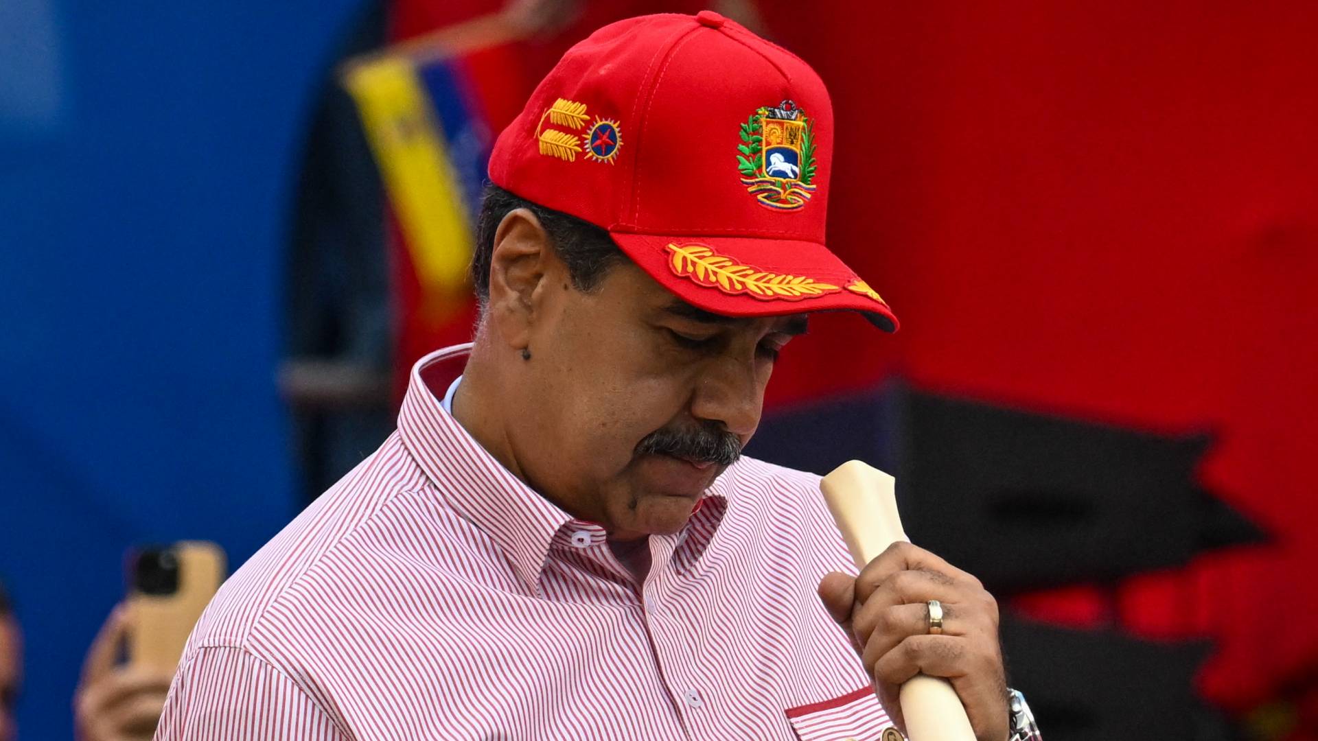 الرئيس التركي يحث مادورو على "إبقاء قنوات الحوار مفتوحة" مع واشنطن