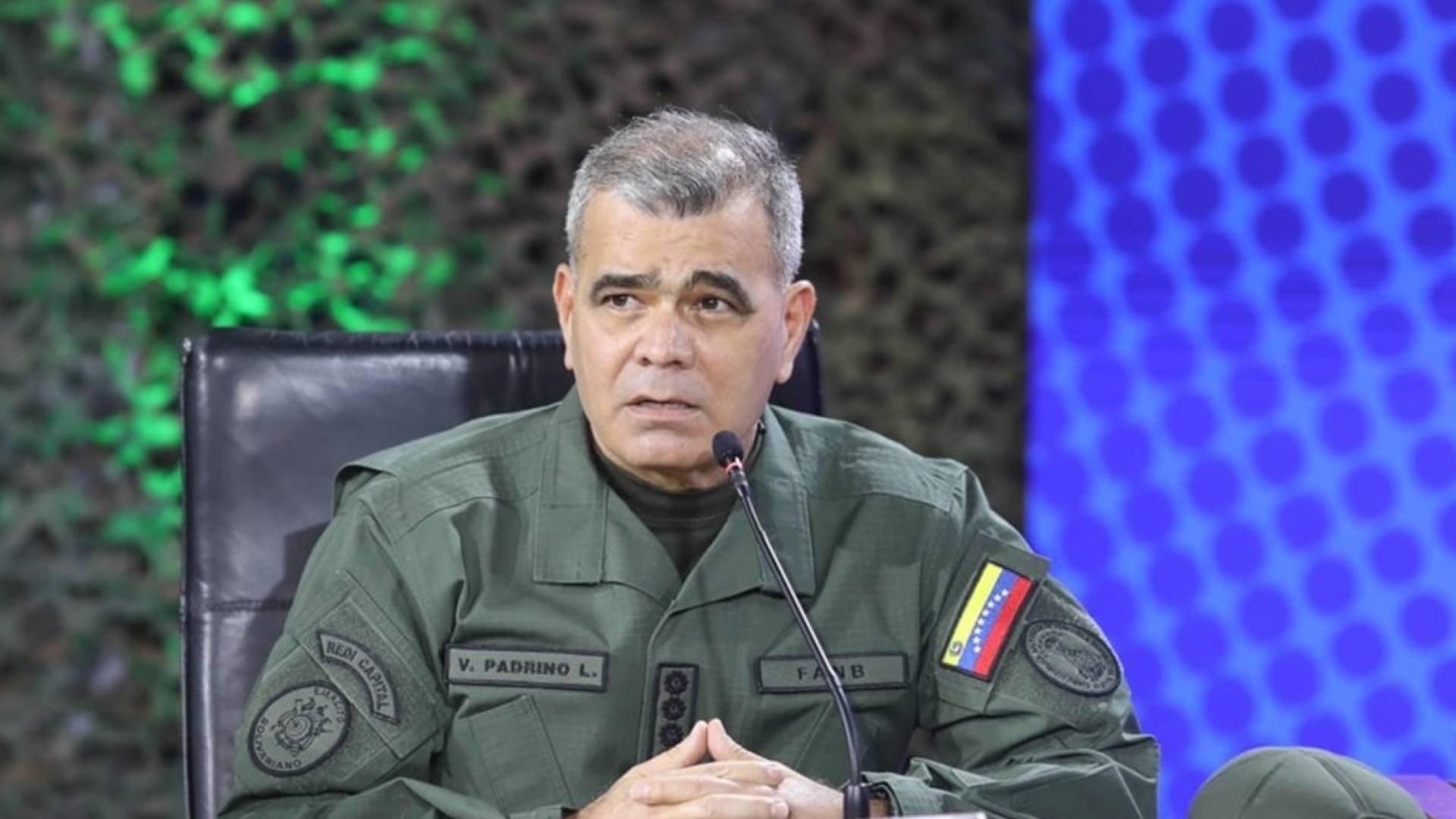 فنزويلا تتوعد واشنطن: وزير الدفاع يعلن الجاهزية لـ"القتال في أي وقت"