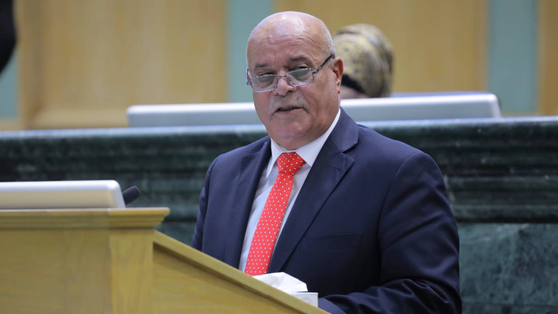 النائب المرايات يهدد بطرح الثقة بالحكومة لهذا السبب