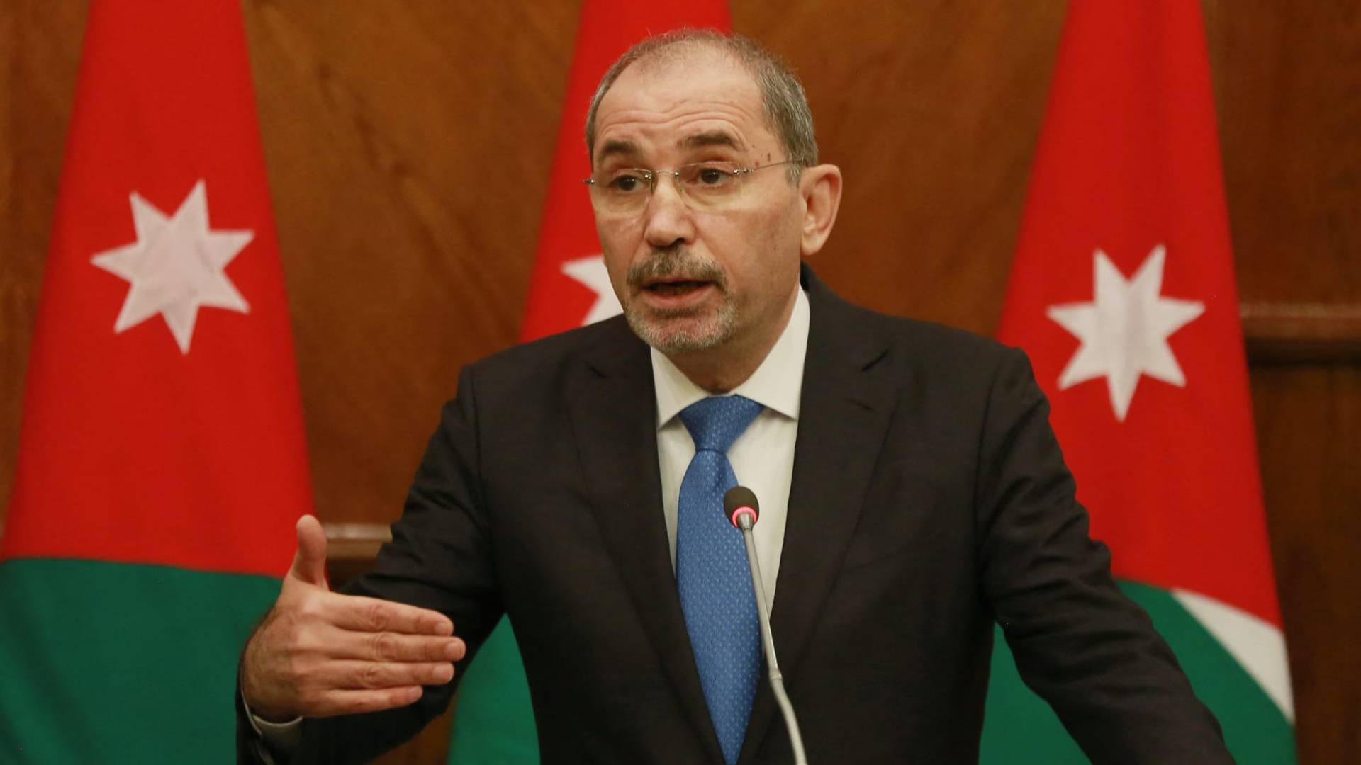 الصفدي ورئيس مجلس الوزراء القطري يبحثان تعزيز العلاقات وملفات غزة وسوريا