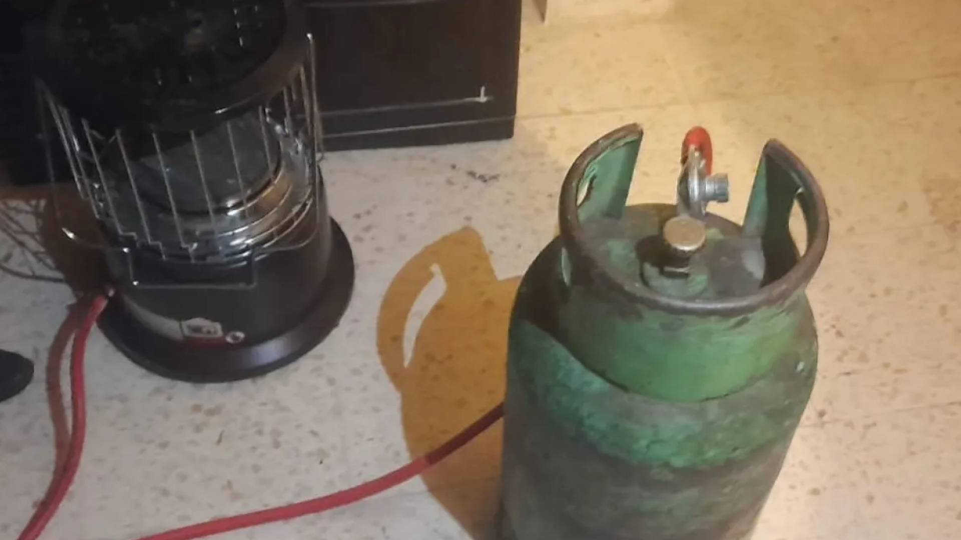 "المواصفات والمقاييس": حظر بيع المدافئ المتسببة بالاختناقات ومنع 3 مصانع محلية من بيع مدافئها في السوق المحلي #عاجل 