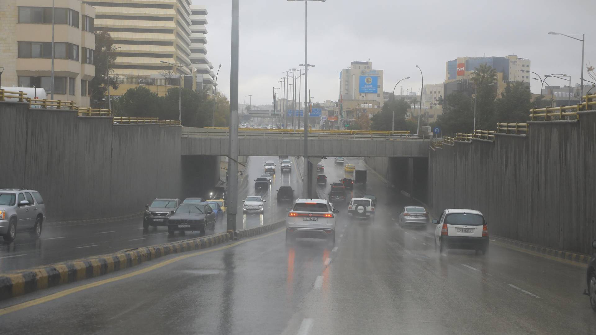 الأرصاد: منخفض جوي يؤثر على الأردن مساء الاثنين وتحذيرات من سيول وضباب