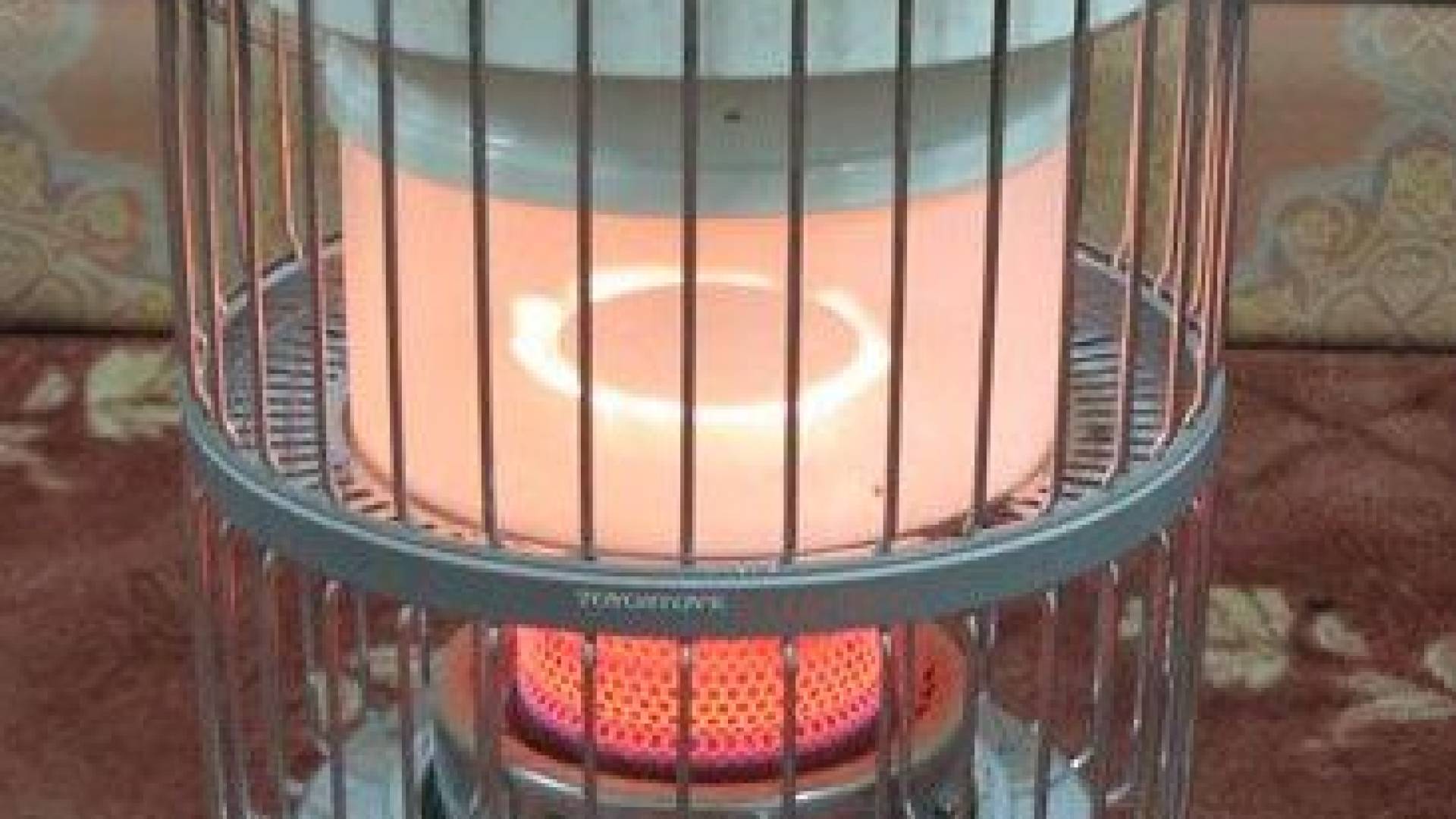 رئيس الوزراء يشدد على ضرورة اتخاذ الإجراءات اللازمة للتحقق من سلامة ومأمونية وسائل التدفئة ومراجعة إجراءات الالتزام بتطبيق المواصفات والمقاييس #عاجل 