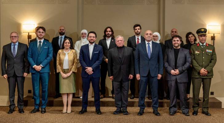 الملك يلتقي فريق الجناح الأردني في إكسبو 2025 أوساكا