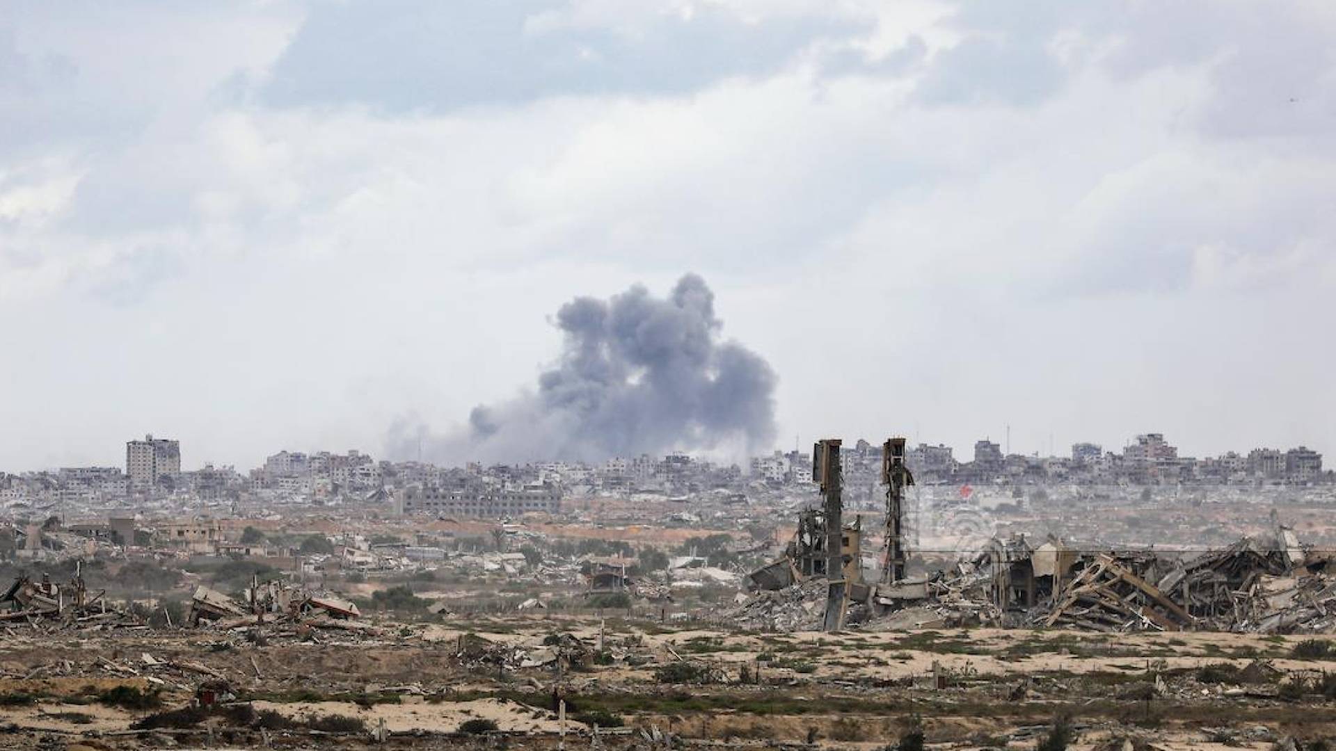 جيش الاحتلال يواصل خروقات وقف إطلاق النار  في غزة لليوم 66 على التوالي