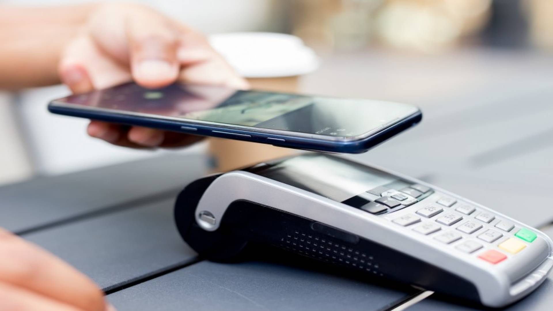 نمو كبير في نشاط المحافظ الإلكترونية بالأردن خلال نوفمبر 2025 