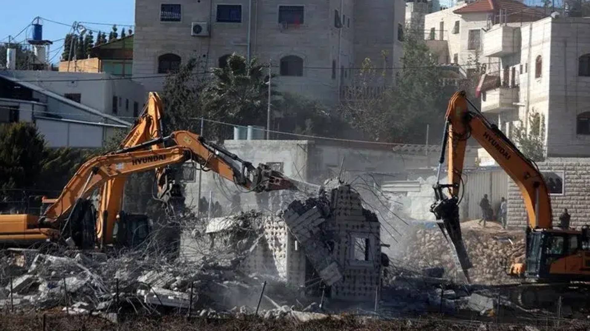 جيش الاحتلال يقرر هدم 25 مبنى جديدا في مخيم نور شمس شرق طولكرم 