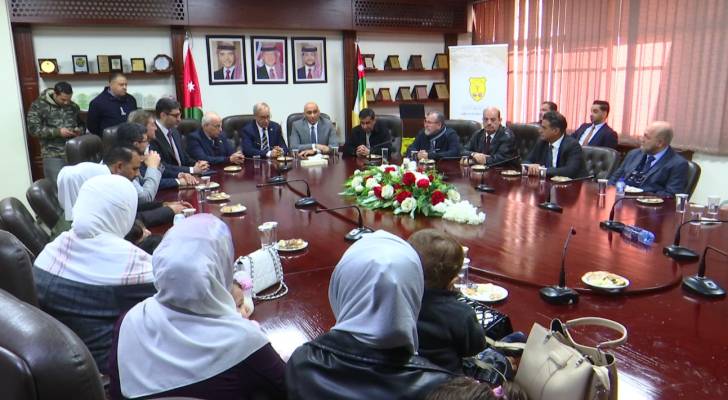 الصحة النيابية" في قلب مستشفى الجامعة لتطبيب أوجاع الأطفال