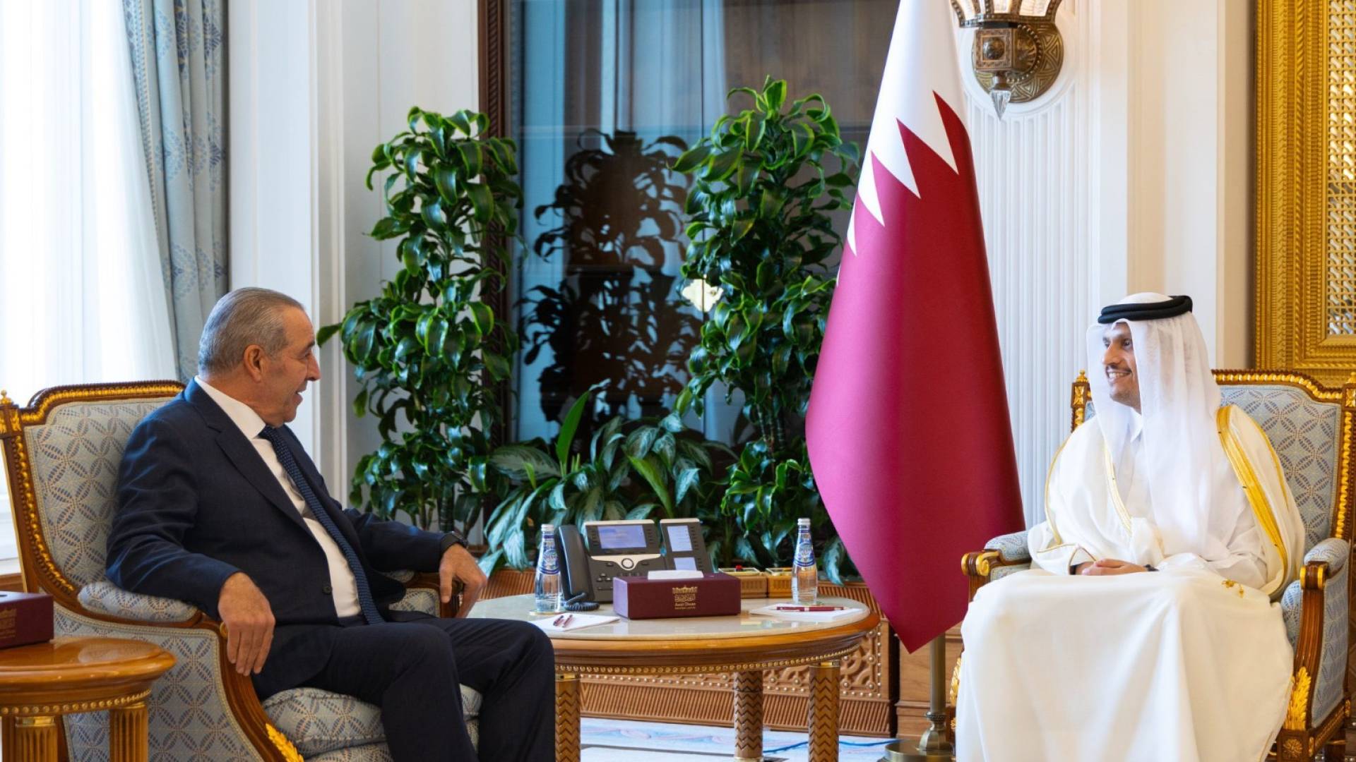 قطر تجدد التزامها بـ"الحل العادل" وتبحث مع القيادة الفلسطينية سبل وقف نزيف غزة