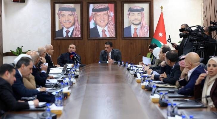 خلال الاجتماع
