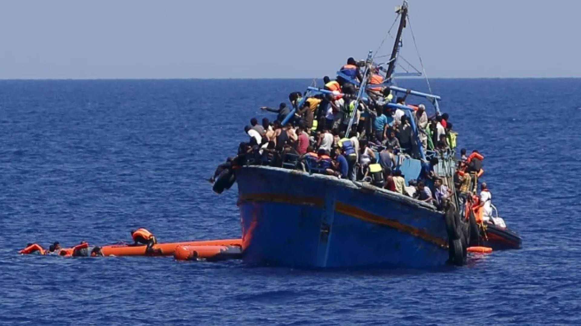 الأردن يعزي مصر بضحايا غرق قارب هجرة قرب جزيرة "كريت" اليونانية