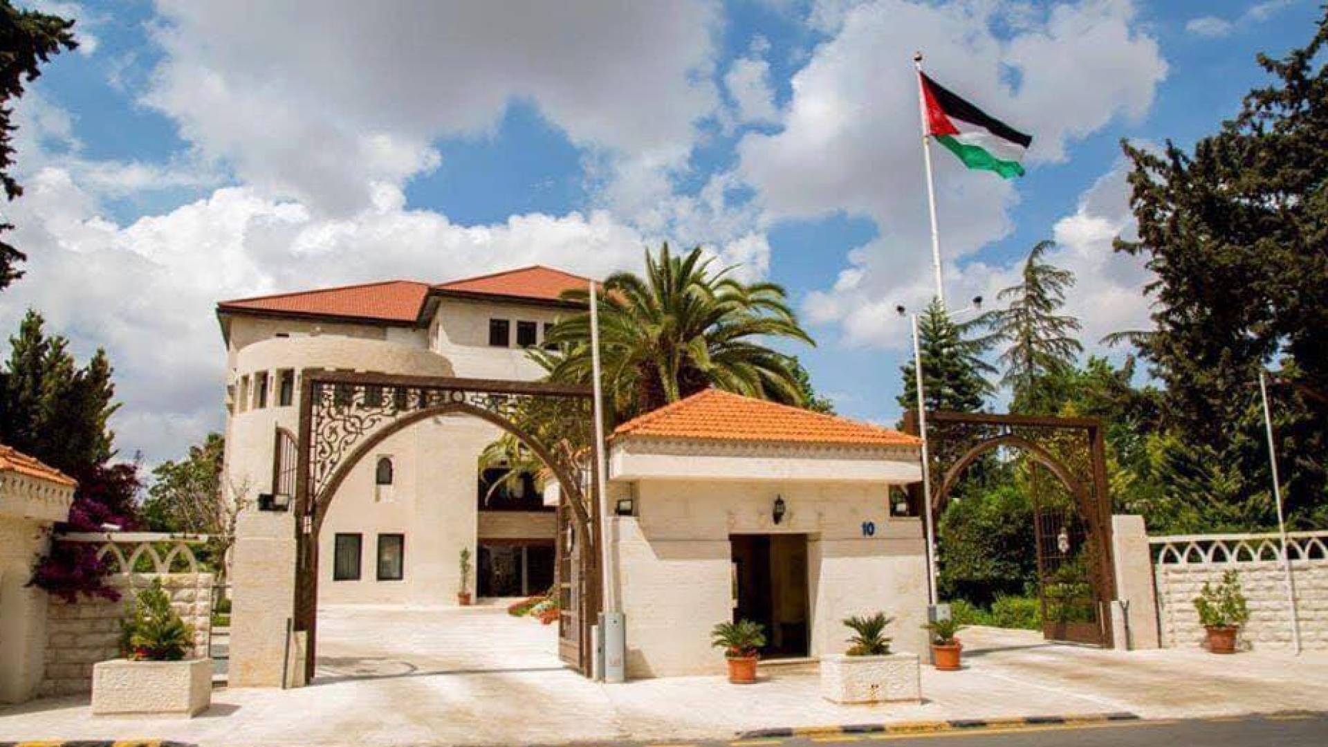 قرارات مهمة صادرة عن مجلس الوزراء يوم الأربعاء