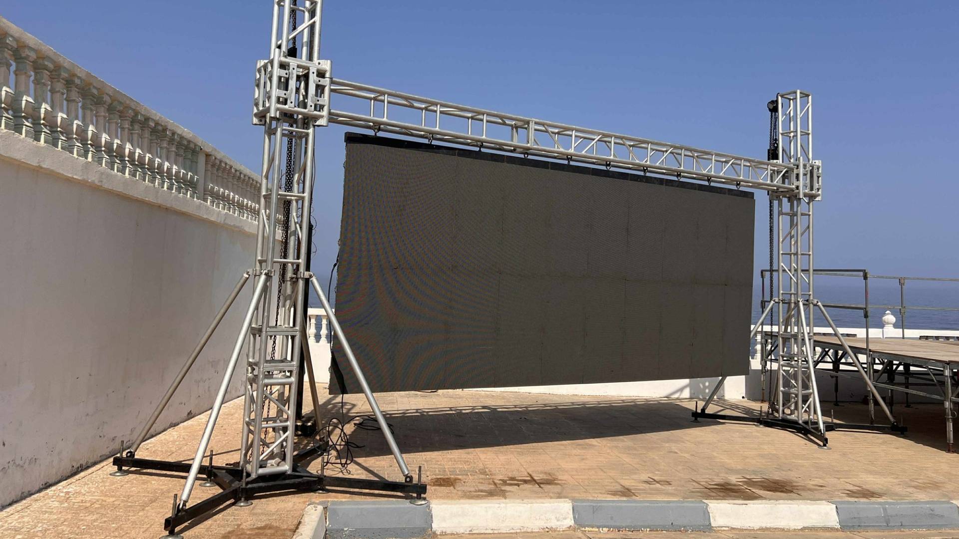 دعما للنشامى.. وزير الشباب يوجه ببث مباراة نهائي كأس العرب في جميع المراكز الشبابية