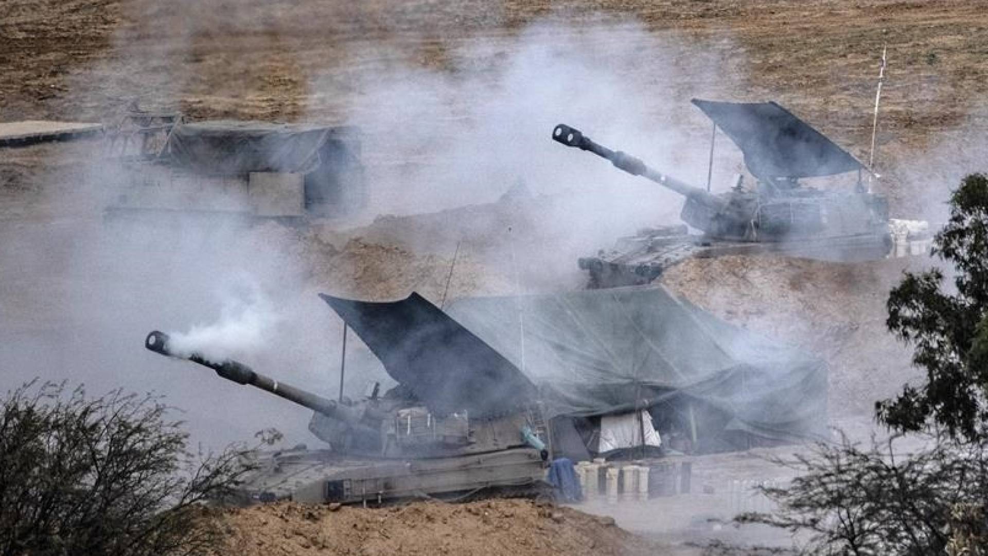 جيش الاحتلال يواصل القصف الجوي والمدفعي على قطاع غزة 