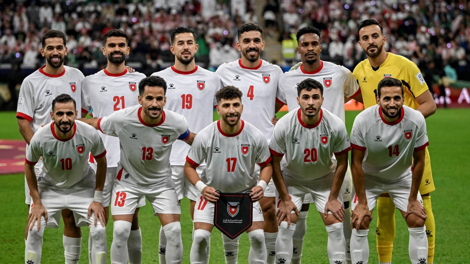 "النشامى" رمز للوحدة.. طيف الأندية يتوحد خلف المنتخب قبيل حلم المونديال