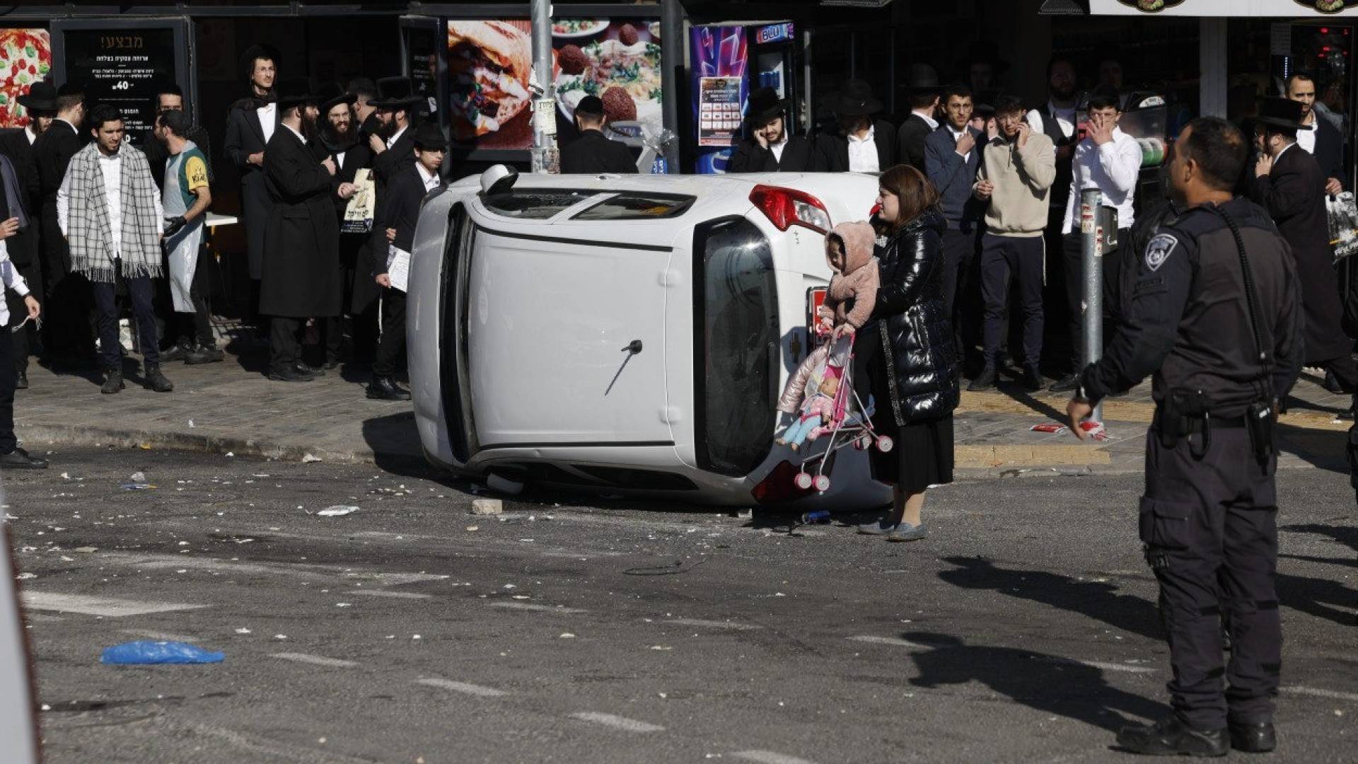 مواجهات دامية بين شرطة الاحتلال و"الحريديم" والمعارضة تحذر من "تفكك الدولة" 