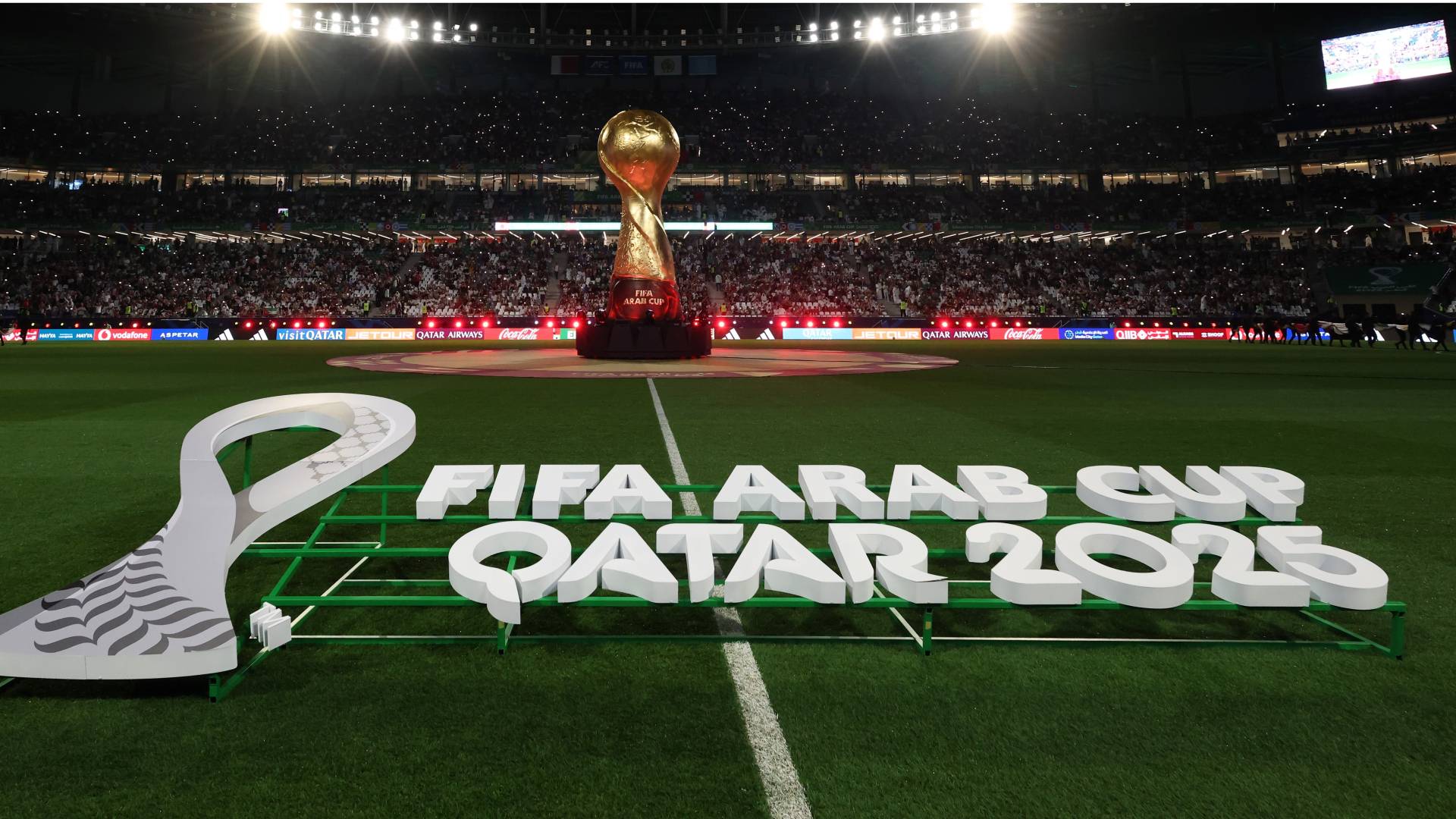 "قرار استثنائي" من "الفيفا".. تقاسم للمركز الثالث وتوزيع للجوائز "مناصفة" بين السعودية والإمارات